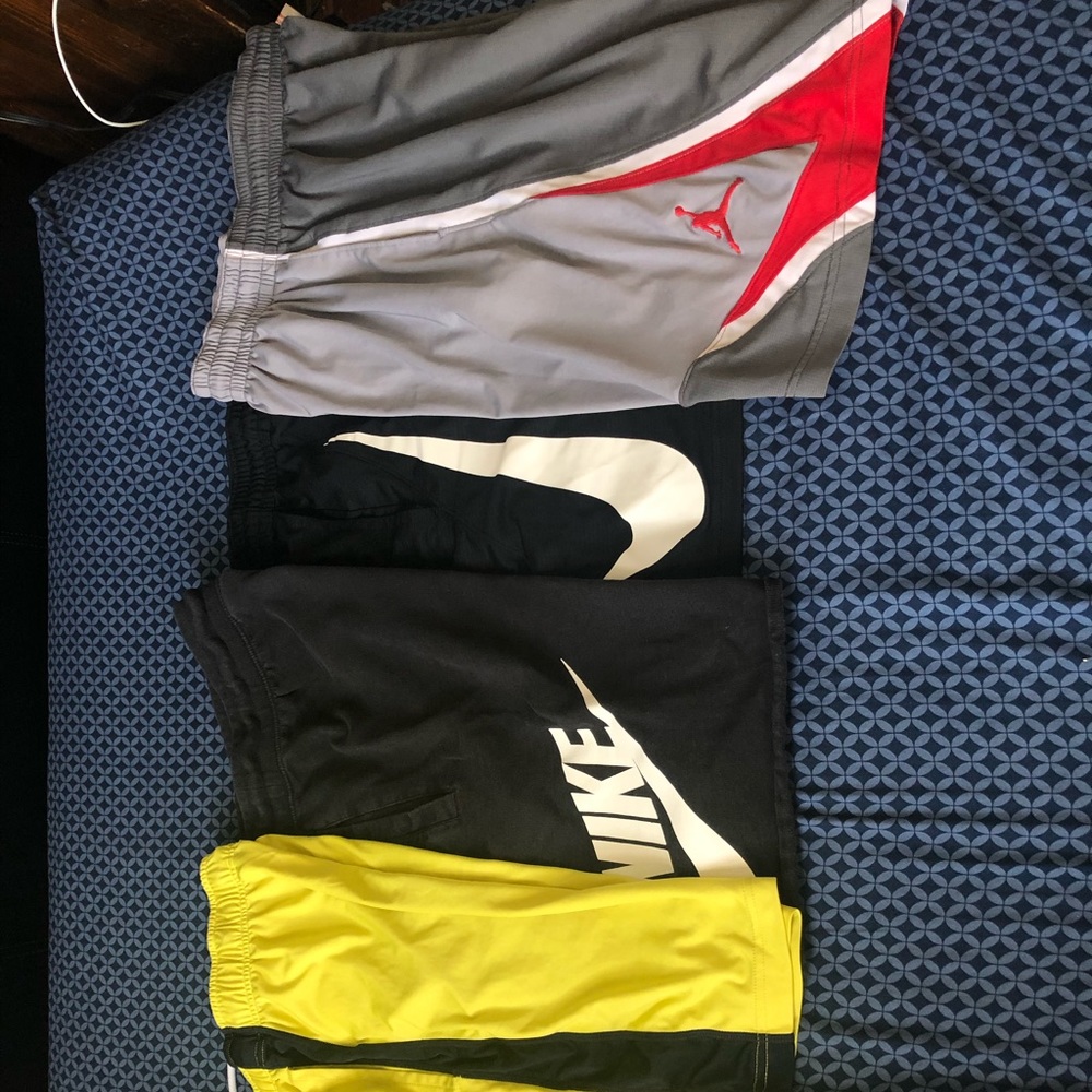 Bundle nike shorts